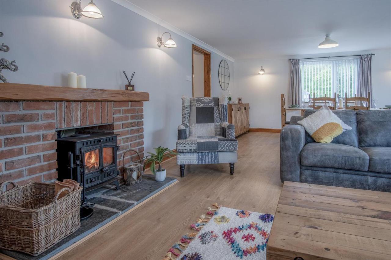 Tucking Mill - 3 Bedroom Holiday Home - Stepaside Stepaside  Exterior foto